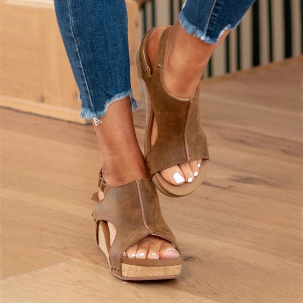 SELENE | ELEGANT HEELED SANDALS