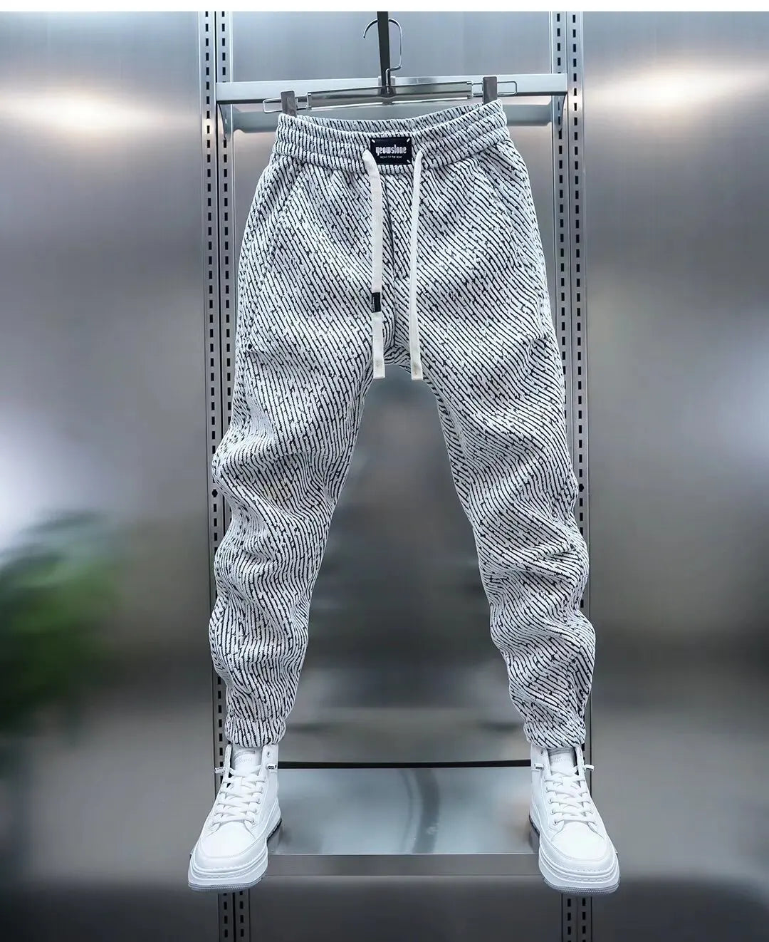 MARTIN | CASUAL TROUSERS WITH PATTERN