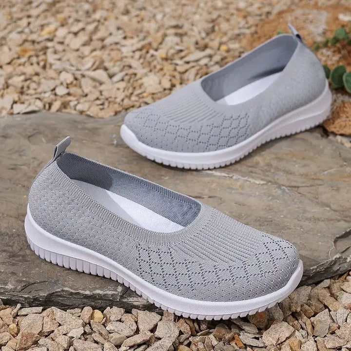 MURIELLE | BREATHABLE AND ORTHOPAEDIC SNEAKERS